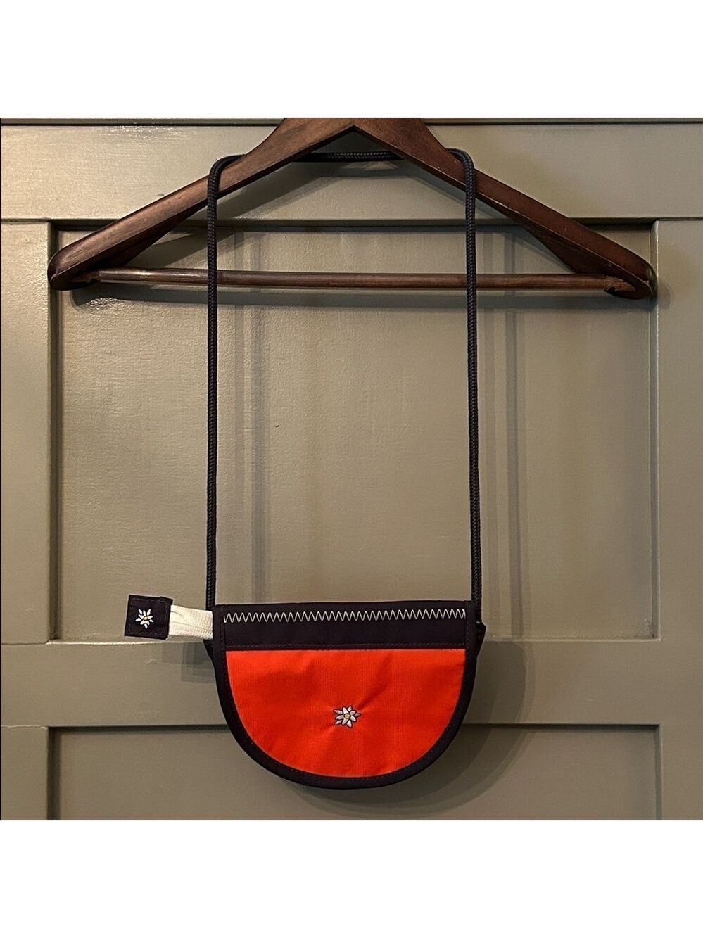 Sherpani Uno Mini Crossbody Shoulder Strap Travel Bag Purse Orange Brown